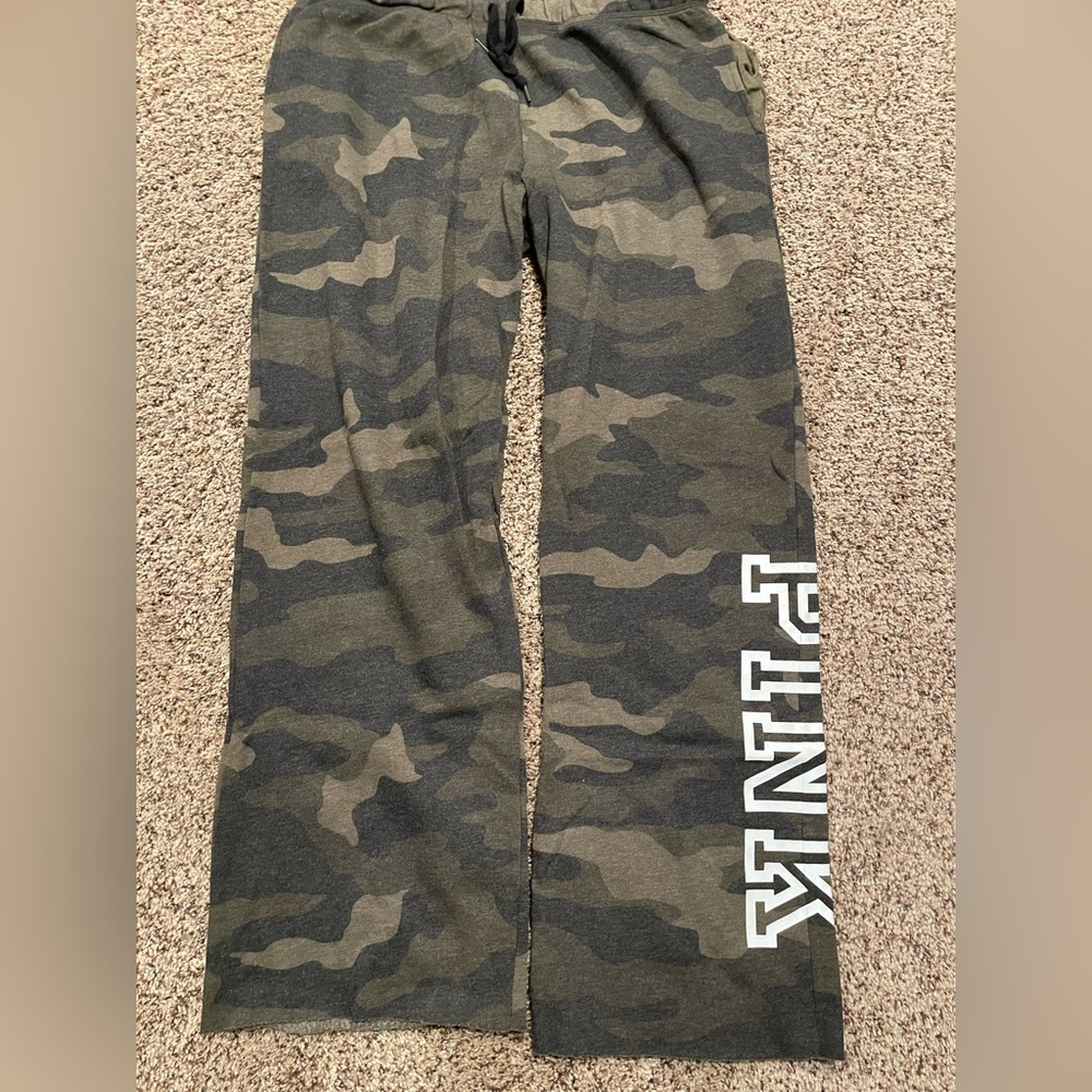 PINK camo boyfriend sweatpants